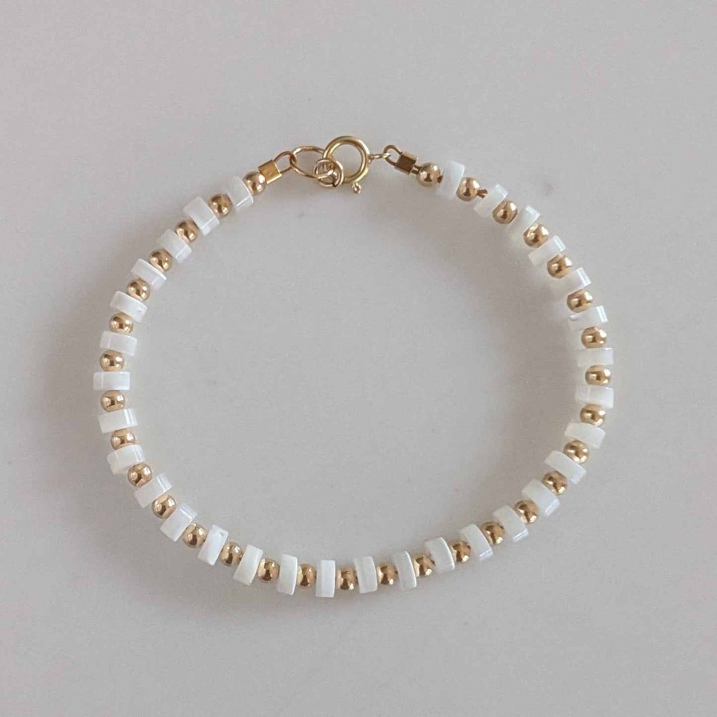 Mother of Pearl Disc Bracelet
