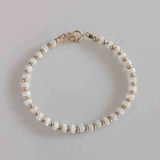 Mother of Pearl Disc Bracelet